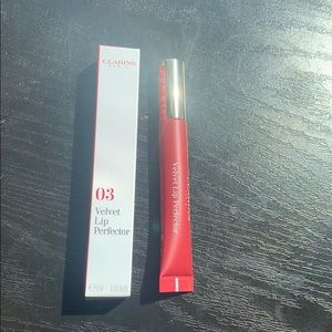 Clarins Velvet Lip Perfector